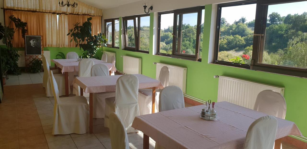 Klet Jana Bed & Breakfast 자스트레바르스코 외부 사진